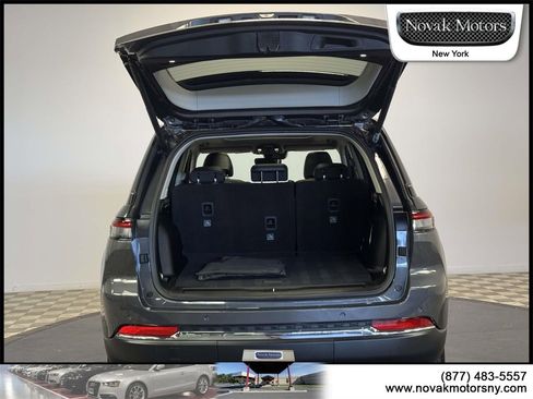 Used 2022 Jeep Grand Cherokee Limited image 6