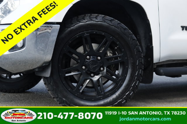 Used 2020 Toyota Tundra SR5 w/ SR5 Upgrade Package RWD image 3