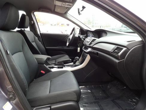 Used 2014 Honda Accord LX image 15