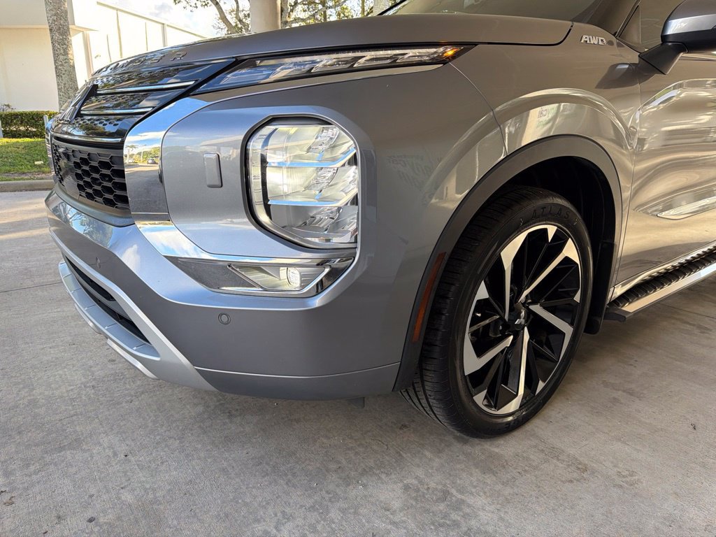 Used 2022 Mitsubishi Outlander SEL AWD/4WD image 13