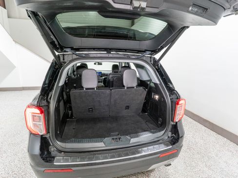 Used 2020 Ford Explorer Limited image 36