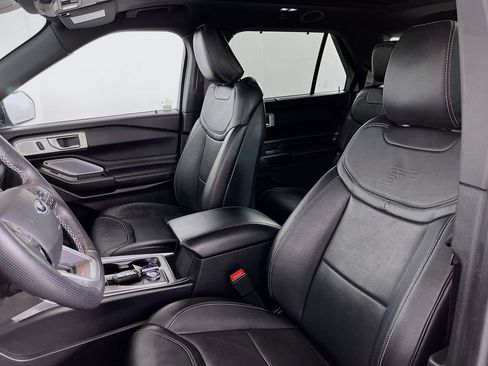 Used 2020 Ford Explorer ST w/ ST Street Pack image 29