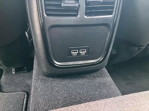 Used 2022 Dodge Charger SXT w/ Blacktop Package image 26