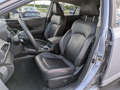 Used 2024 Subaru Crosstrek 2.5i Limited w/ Crosstrek Mirror Package AWD/4WD image 12