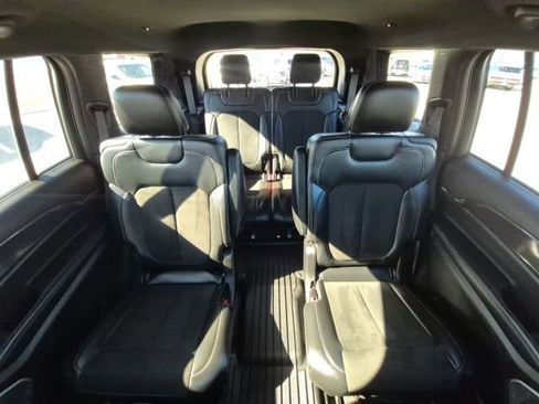 Used 2021 Jeep Grand Cherokee L Laredo image 21