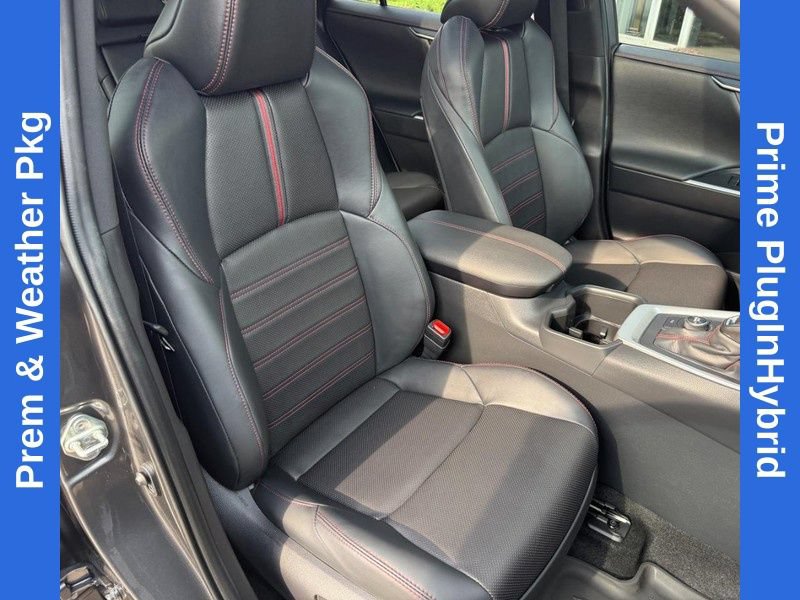 Used 2025 Toyota RAV4 XSE w/ Premium Package AWD/4WD image 11