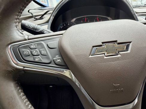 Used 2017 Chevrolet Malibu LT w/ Driver Confidence Package FWD image 52