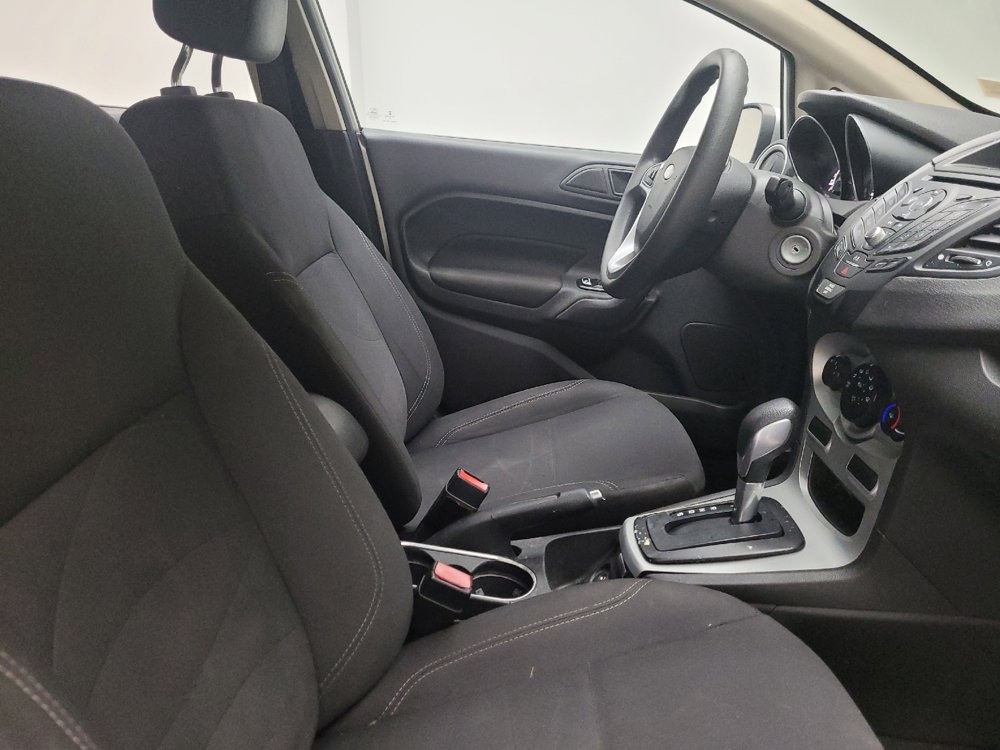 Used 2019 Ford Fiesta SE FWD image 21