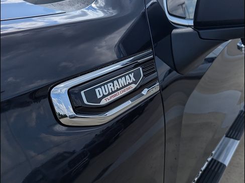Used 2023 GMC Sierra 1500 Denali w/ Technology Package AWD/4WD image 13