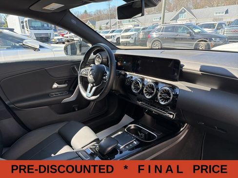 Used 2023 Mercedes-Benz CLA 250 4MATIC image 56