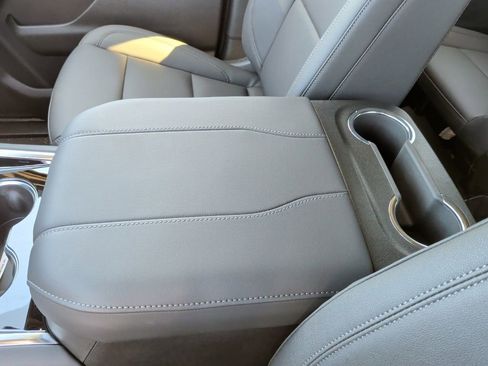 New 2026 Chevrolet Tahoe Z71 image 32