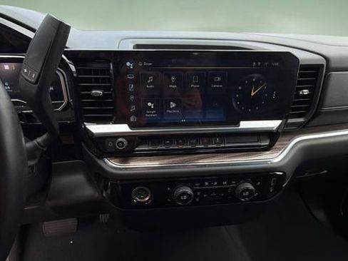 Used 2023 Chevrolet Silverado 1500 LT image 25