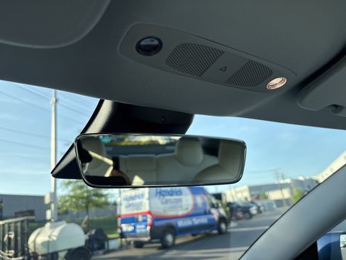 Used 2021 Tesla Model 3 Performance image 29