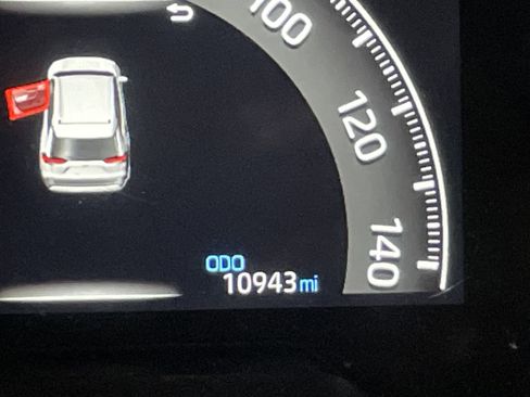 Used 2025 Toyota RAV4 LE image 12