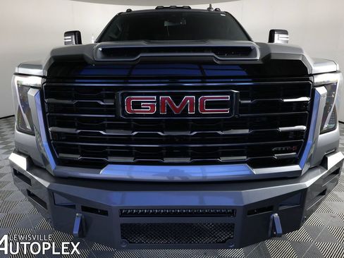Used 2024 GMC Sierra 2500 AT4 w/ AT4 Preferred Package AWD/4WD image 2