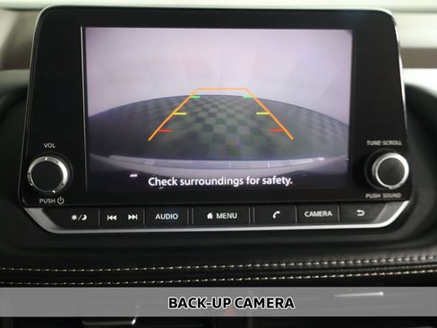 Used 2023 Nissan Rogue SV AWD/4WD image 5