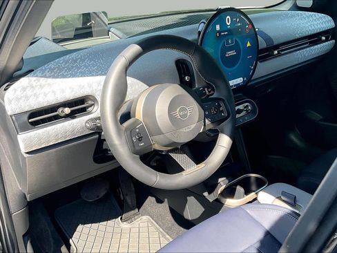 Used 2025 MINI Cooper S FWD image 17