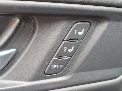 Used 2025 Honda Accord Touring image 19