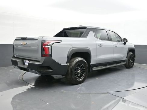 New 2025 Chevrolet Silverado EV LT AWD/4WD image 10