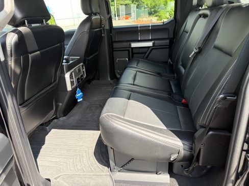 Used 2020 Ford F350 Lariat w/ Lariat Value Package AWD/4WD image 6