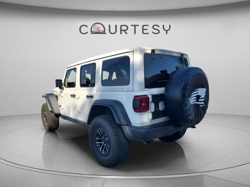 Used 2026 Jeep Wrangler Unlimited Rubicon 392 w/ Quick Order Package 27X Moab AWD/4WD image 2