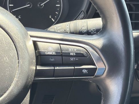 Used 2024 MAZDA MAZDA3 s FWD image 10