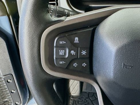 Used 2025 Ford Bronco Badlands AWD/4WD image 25