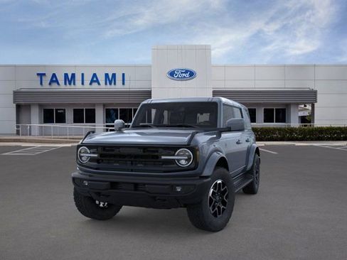 New 2025 Ford Bronco Outer Banks image 2