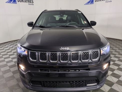 Used 2023 Jeep Compass Latitude AWD/4WD image 10