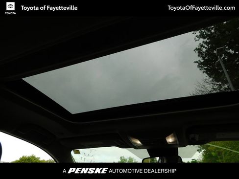 Used 2023 Toyota RAV4 XLE Premium AWD/4WD image 4