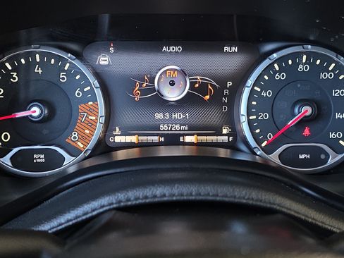 Used 2022 Jeep Renegade Latitude AWD/4WD image 18