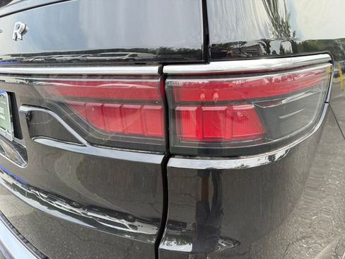 New 2025 Jeep Wagoneer Base w/ Premium Group I image 12