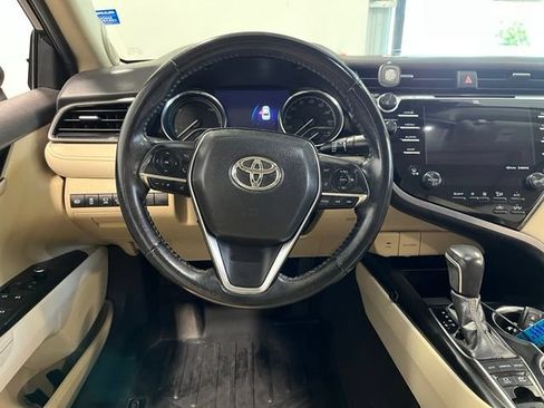 Used 2019 Toyota Camry XLE w/ Driver Assist Package FWD image 20
