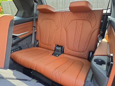 Used 2026 BMW X7 M60i AWD/4WD image 12