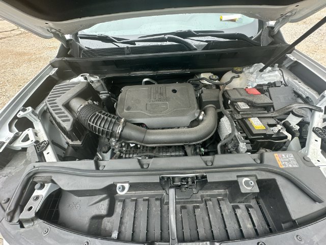 Used 2023 GMC Acadia SLE FWD image 34