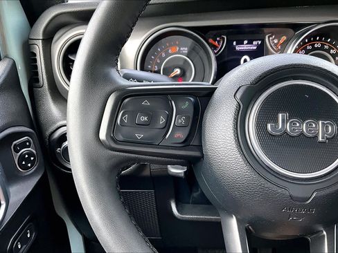 Used 2023 Jeep Wrangler Sport AWD/4WD image 24