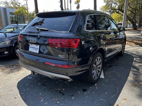 Used 2018 Audi Q7 3.0T Premium image 9
