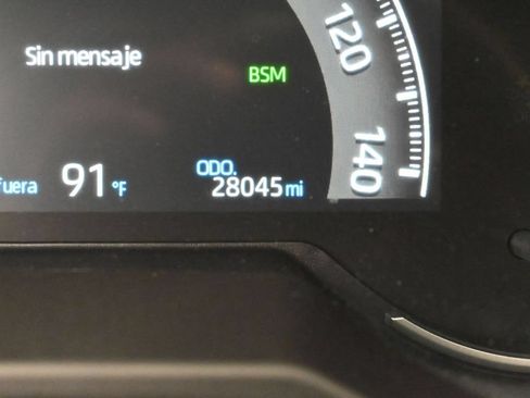 Used 2025 Toyota RAV4 XLE w/ Convenience Package FWD image 27
