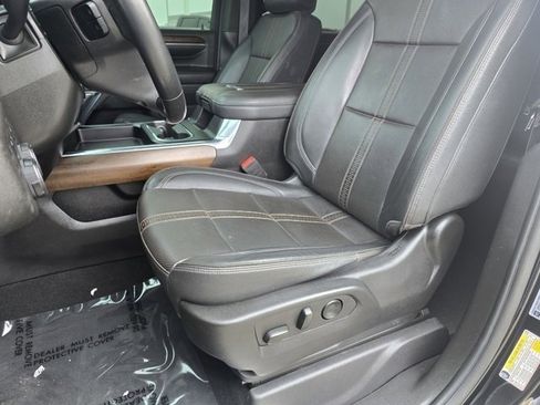 Used 2024 Chevrolet Silverado 3500 High Country image 5