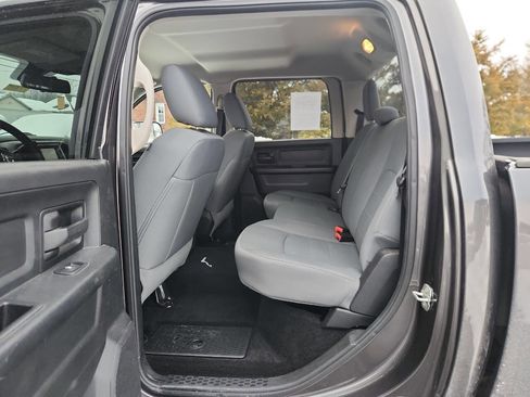 Used 2014 RAM 2500 Tradesman w/ Chrome Appearance Group image 7