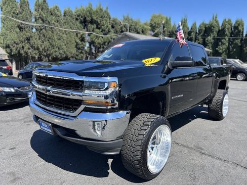 Used 2017 Chevrolet Silverado 1500 LT w/ LT Fleet Convenience Package RWD image 3