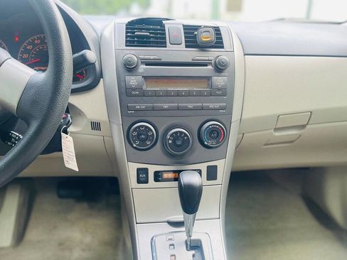 Used 2011 Toyota Corolla LE image 15