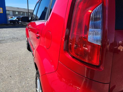 Used 2012 Kia Soul + FWD image 33
