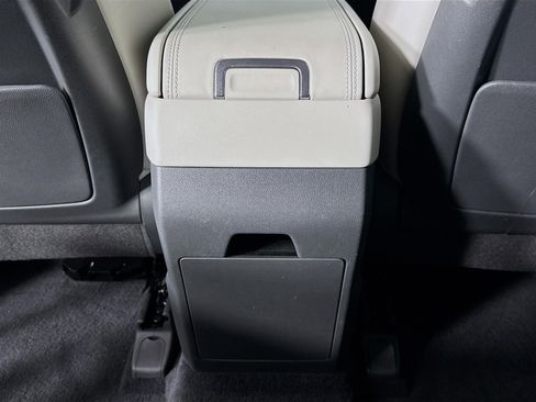 Used 2025 Hyundai Santa Fe Calligraphy image 28