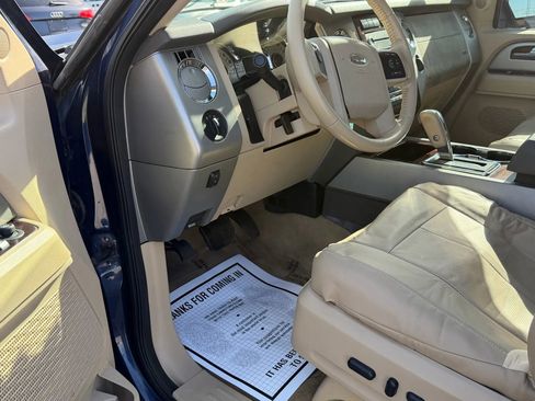 Used 2012 Ford Expedition XLT image 9