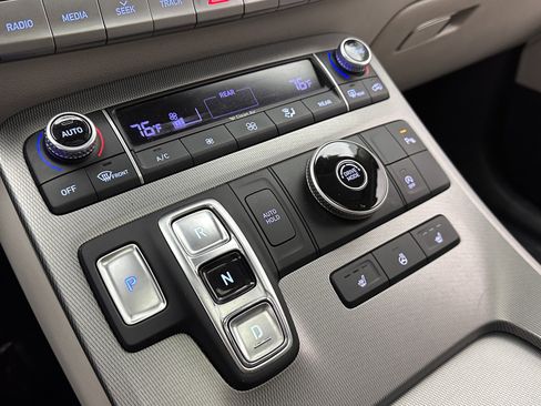 Used 2020 Hyundai Palisade SEL image 17