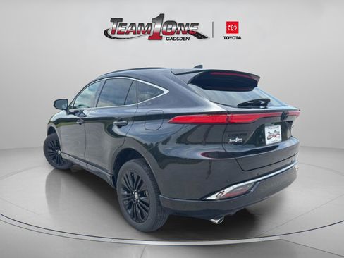 Used 2023 Toyota Venza Nightshade AWD/4WD image 5