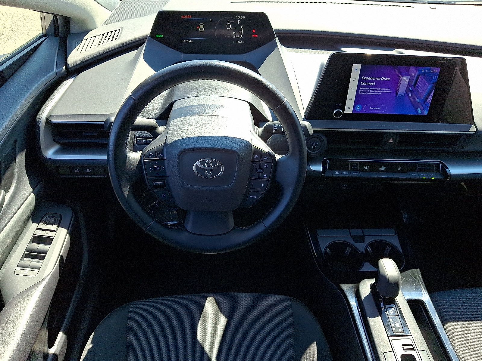 Used 2024 Toyota Prius LE FWD image 11