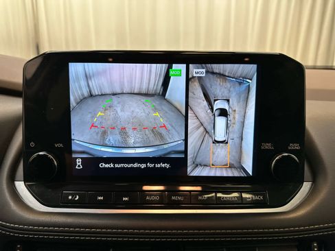 Certified 2022 Nissan Rogue SL w/ SL Premium Package image 16