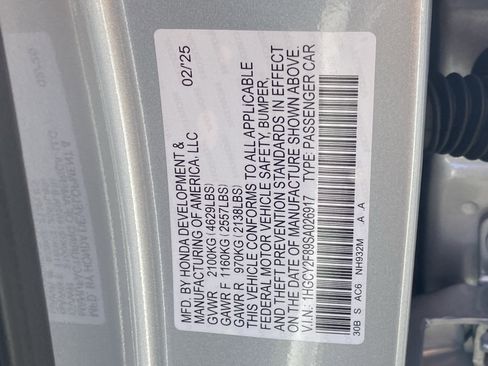 Certified 2025 Honda Accord Touring image 29